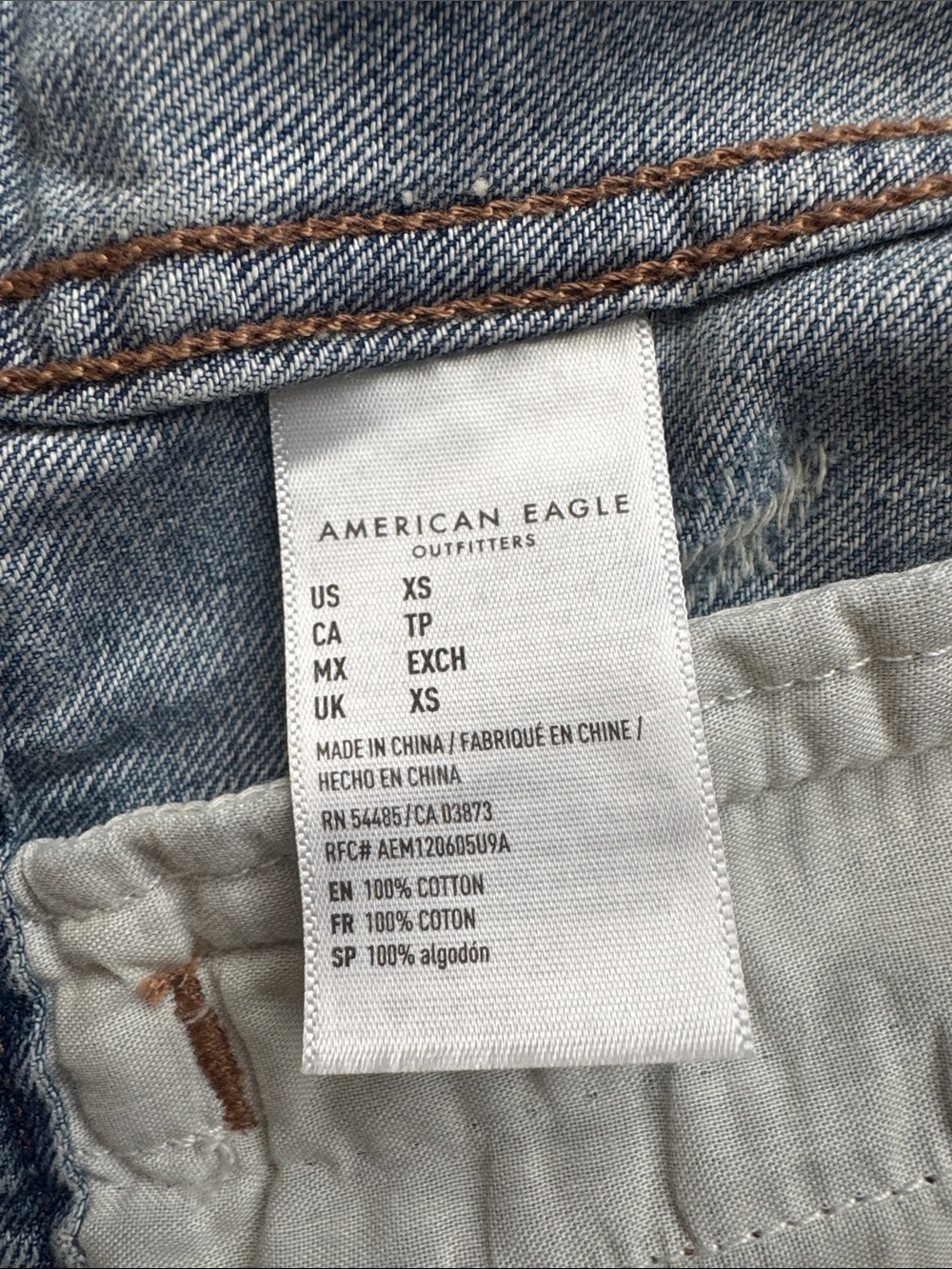 American Eagle Distressed Light Wash Denim Vest - Picture 6 of 8